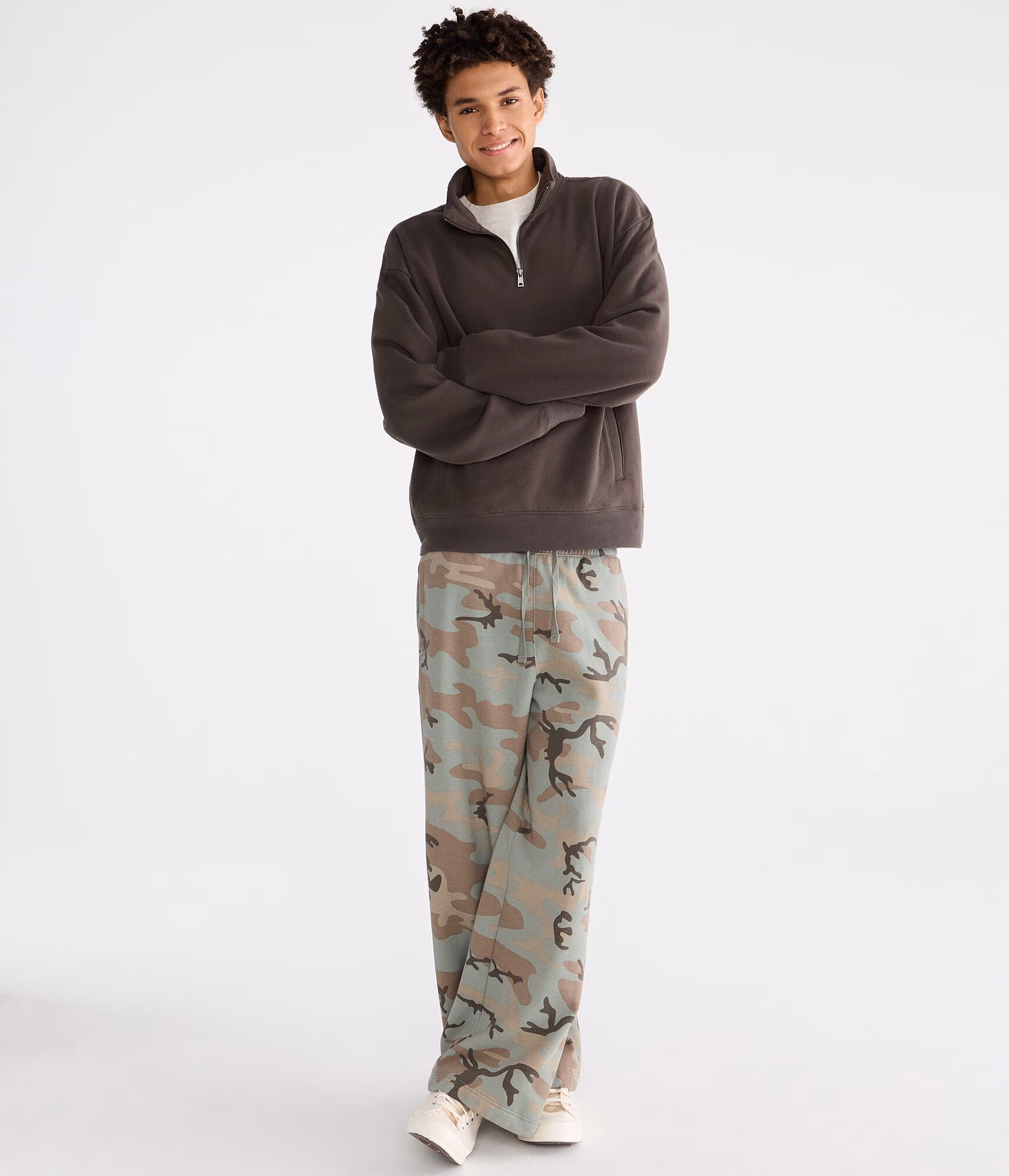 Cloud Soft Camo Super Baggy Sweatpants garland