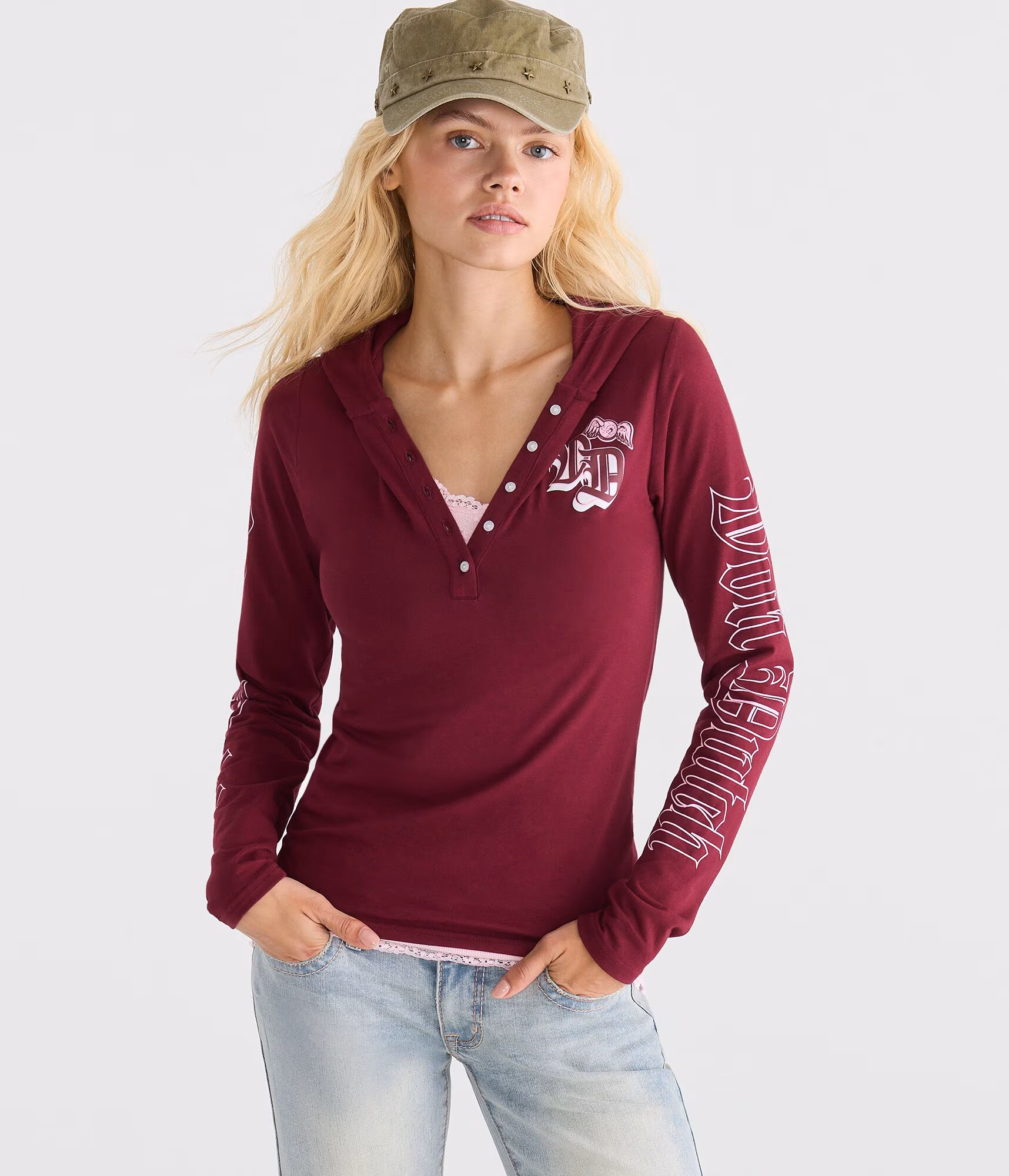 Von Dutch Hooded Graphic Henley deep claret
