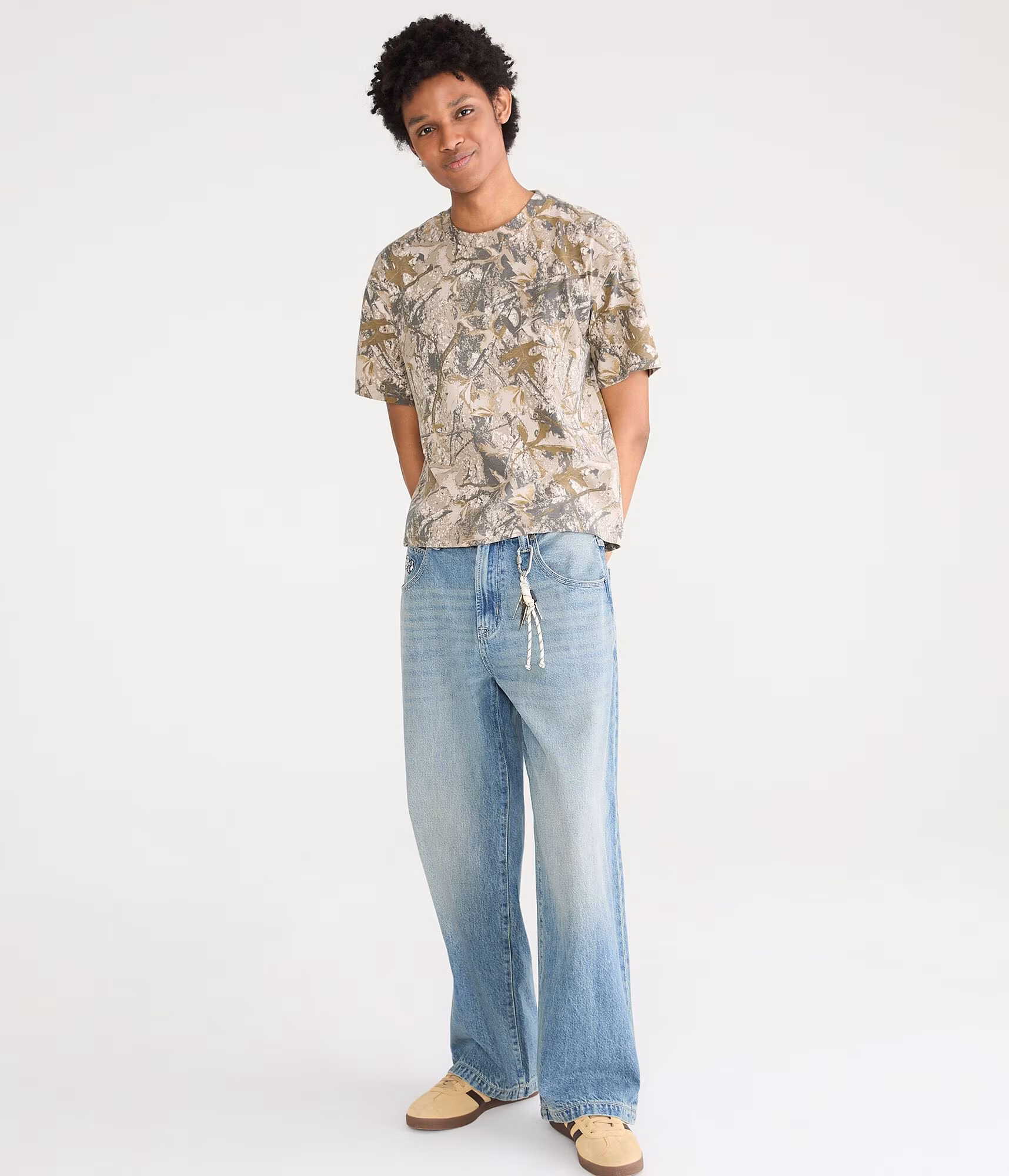 Forest Camo Heavyweight Crew Tee garland