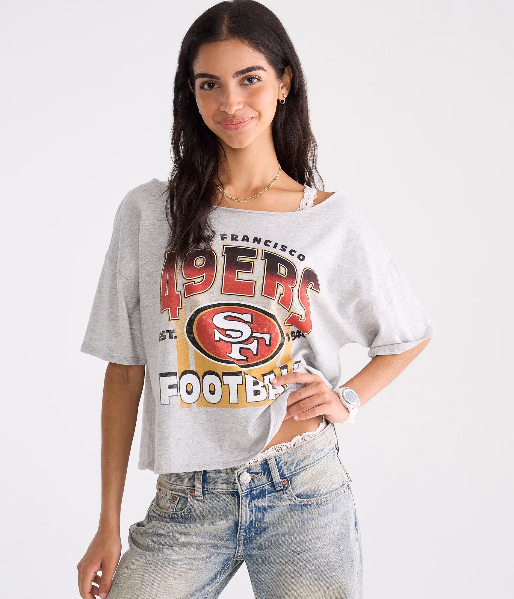 San Francisco 49ers Off-The-Shoulder Graphic Tee lightest heather grey