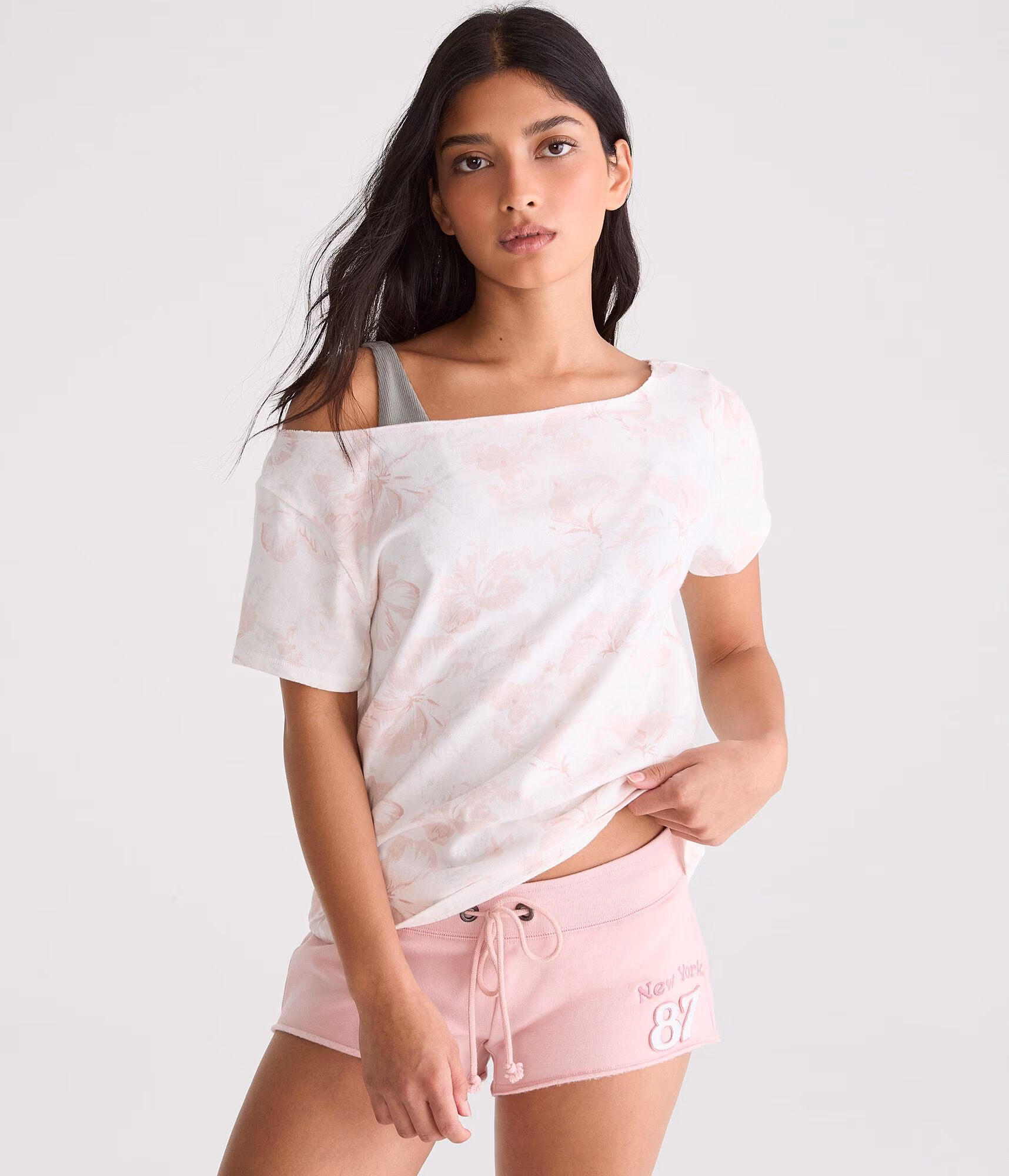 Seriously Soft Floral Off-The-Shoulder Vintage Fit Tee cream