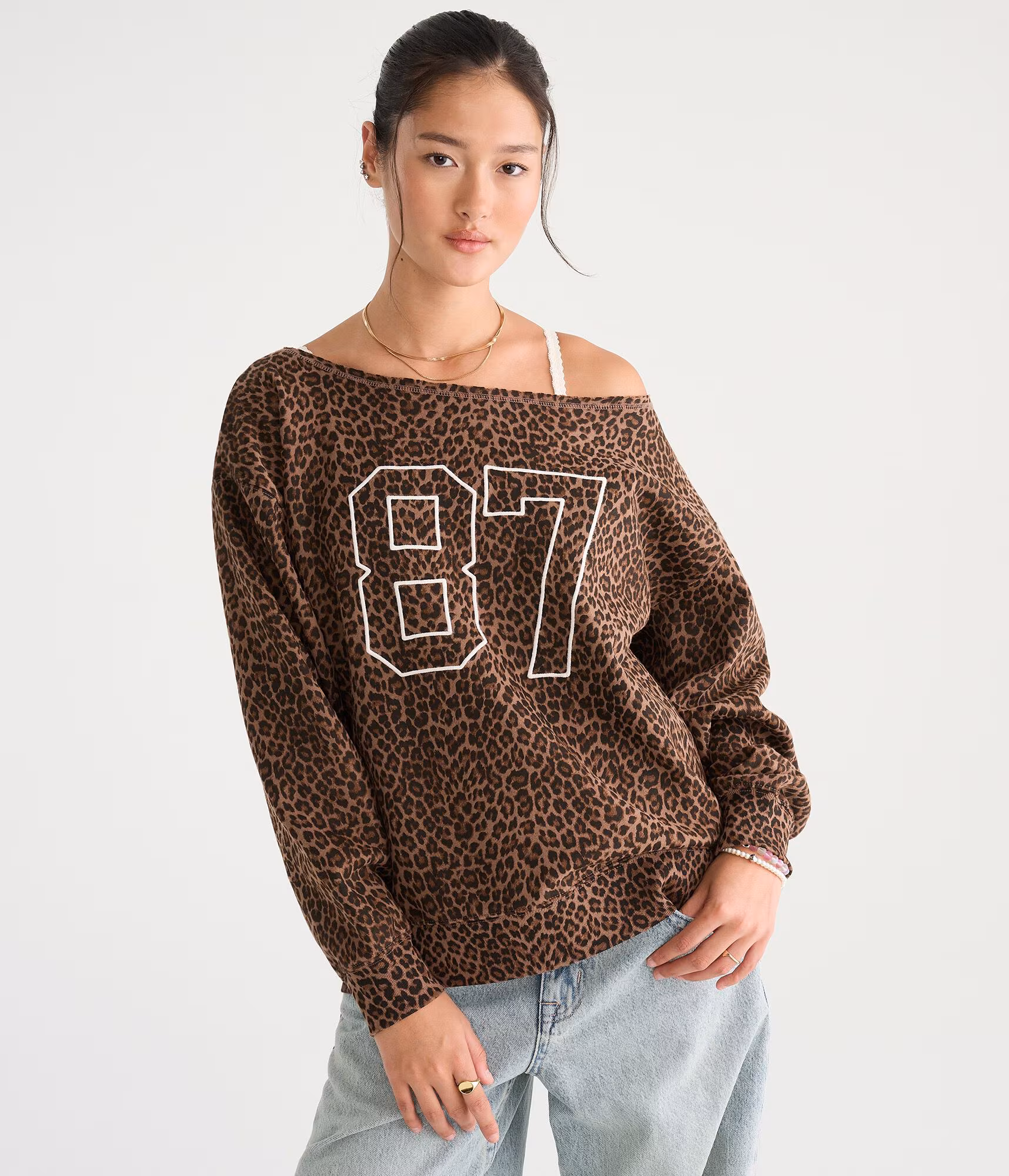 Déjà For Aero Leopard Print 87 Oversized Off-The-Shoulder Sweatshirt almond praline