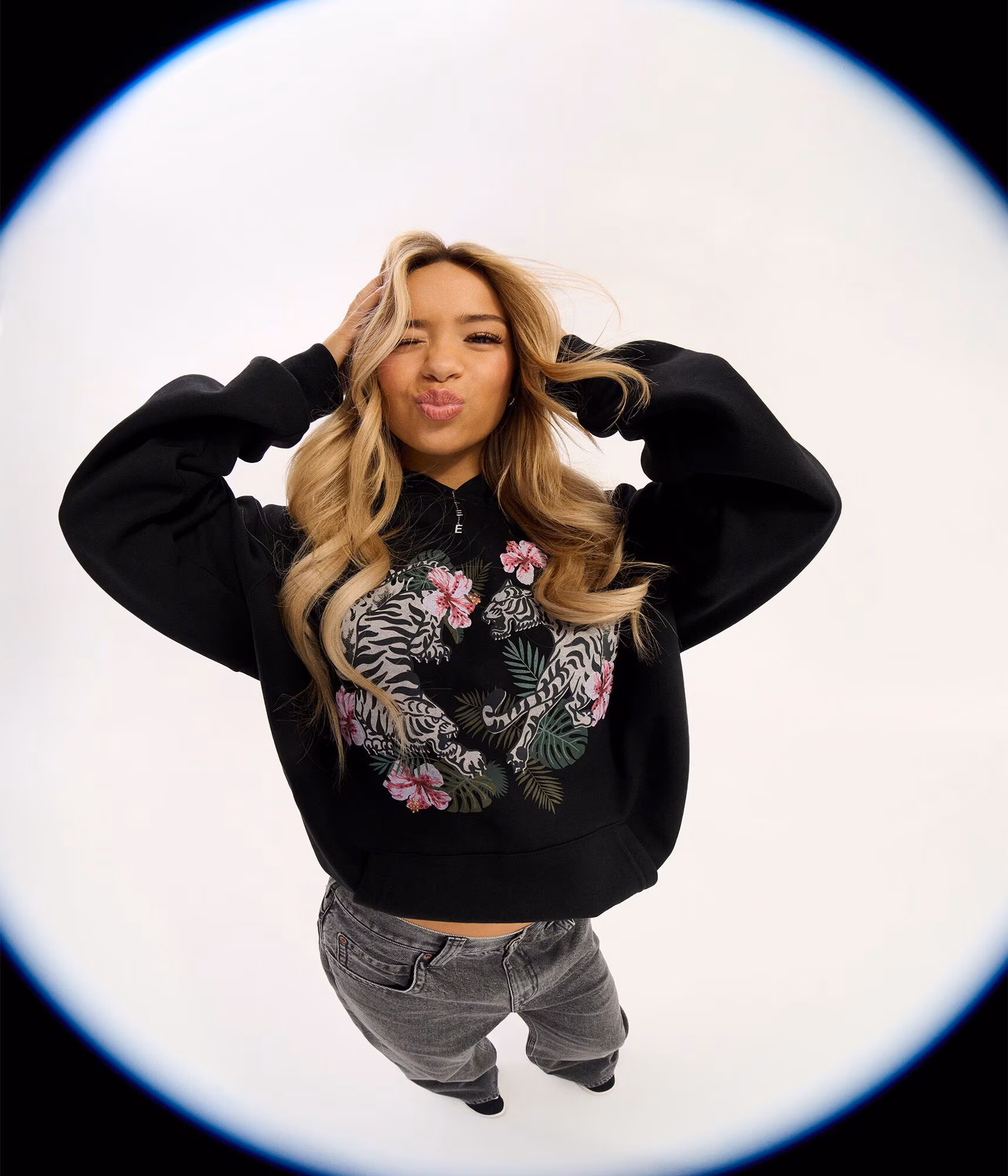 Déjà For Aero Floral Tigers Oversized Pullover Hoodie black