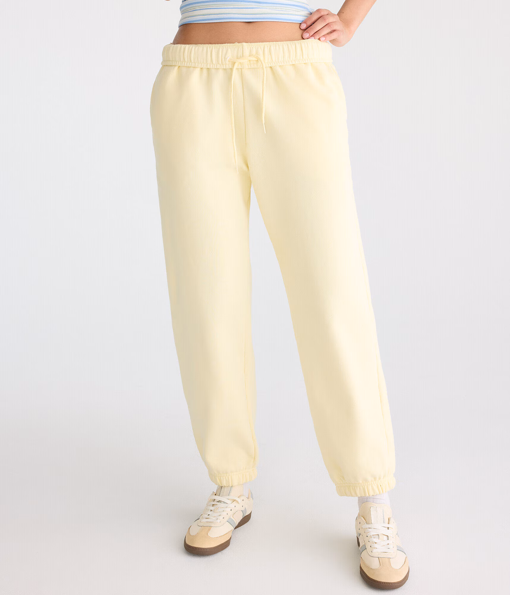 Cloud Soft Jogger Sweatpants gold tensel