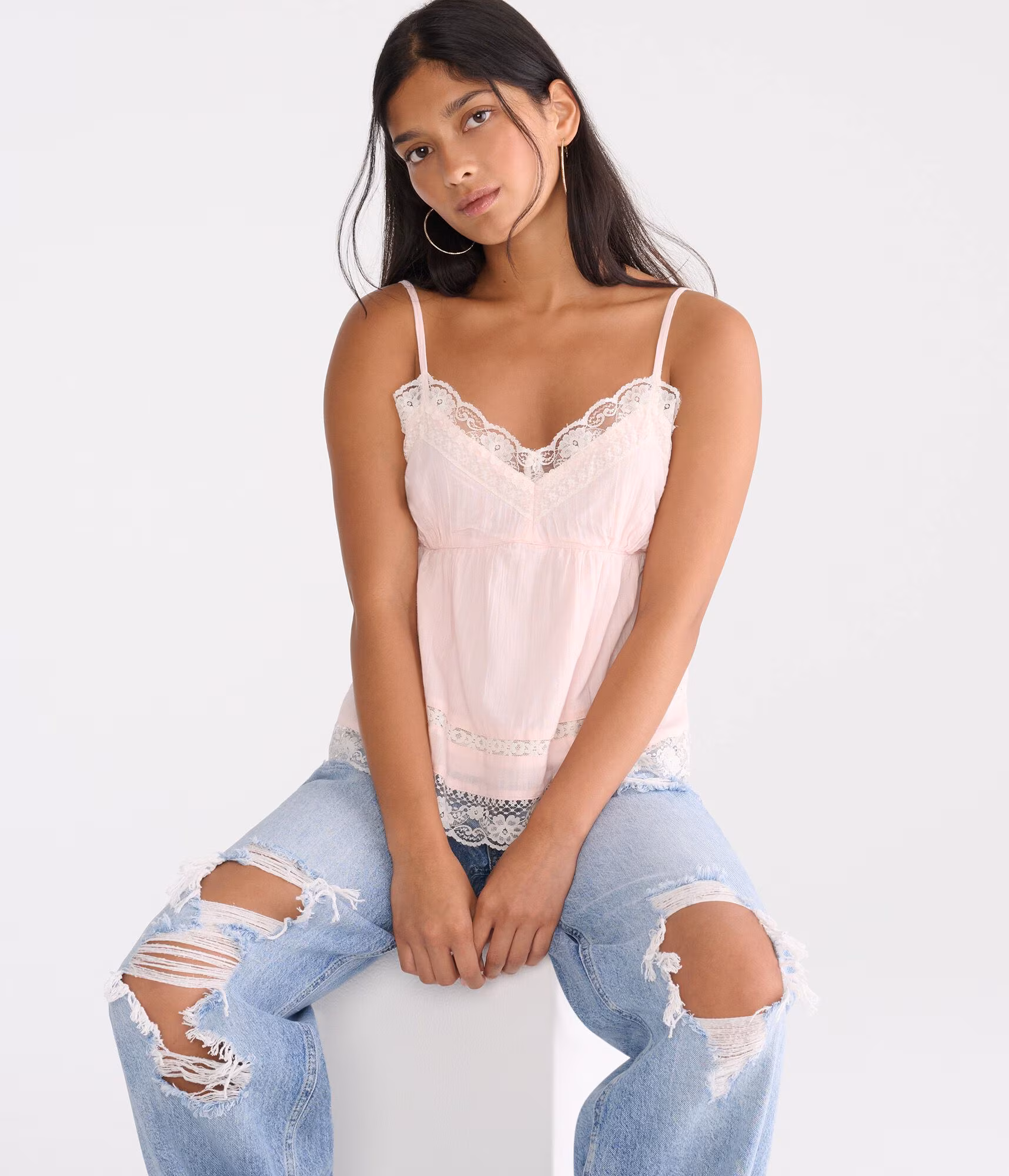 Floral Lace V-Neck Cami pearl