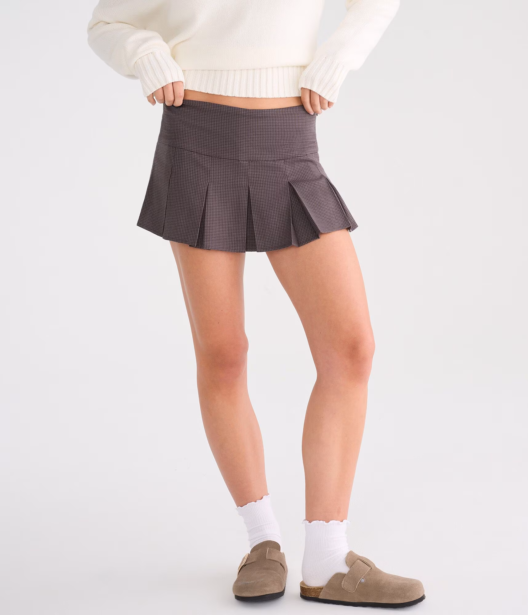 Houndstooth Pleated Low-Rise Mini Skirt pavement