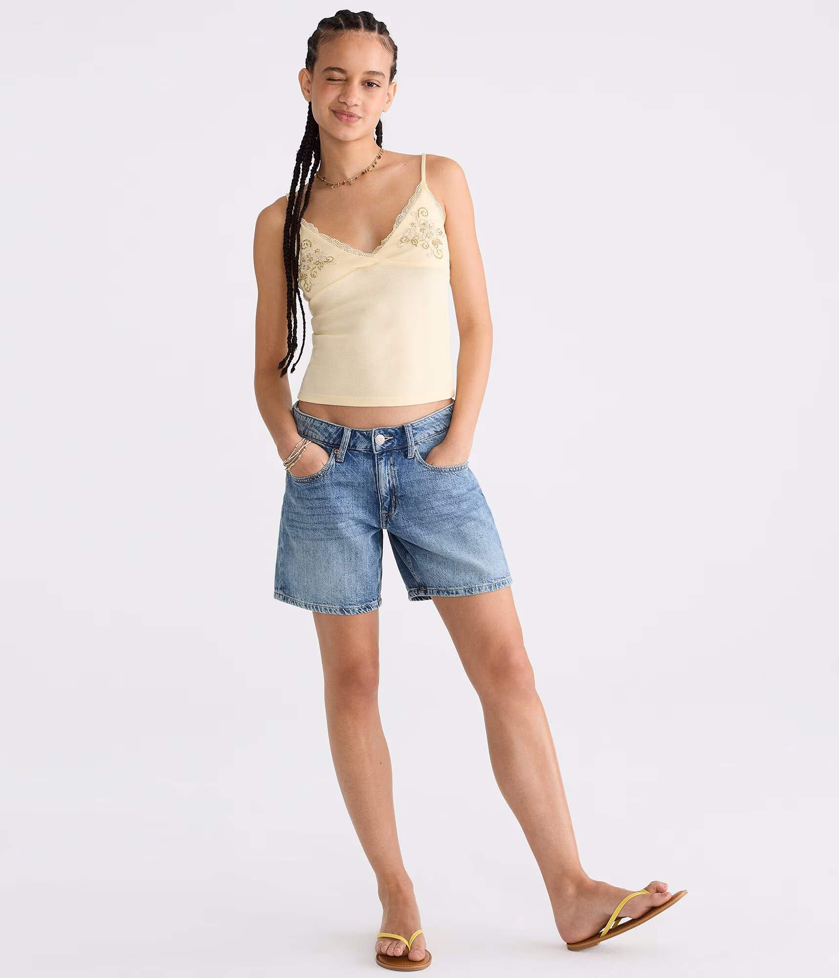 Low-Rise Baggy Denim Shorts 6" medium wash