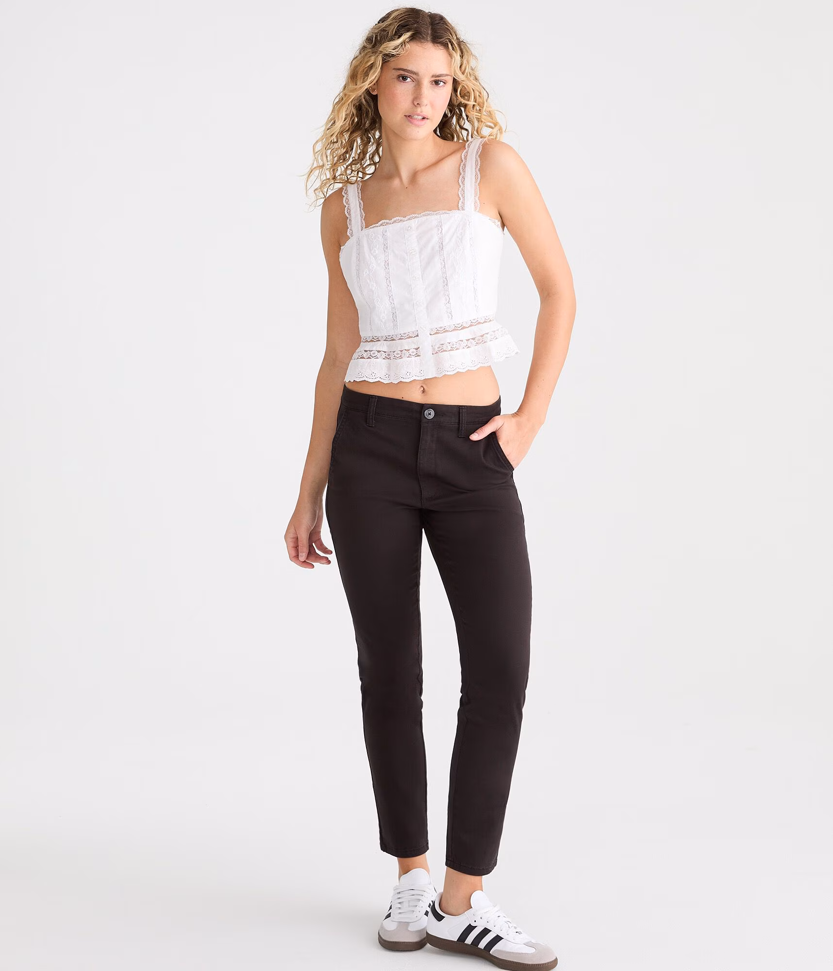 High-Rise Slim Twill Pants black