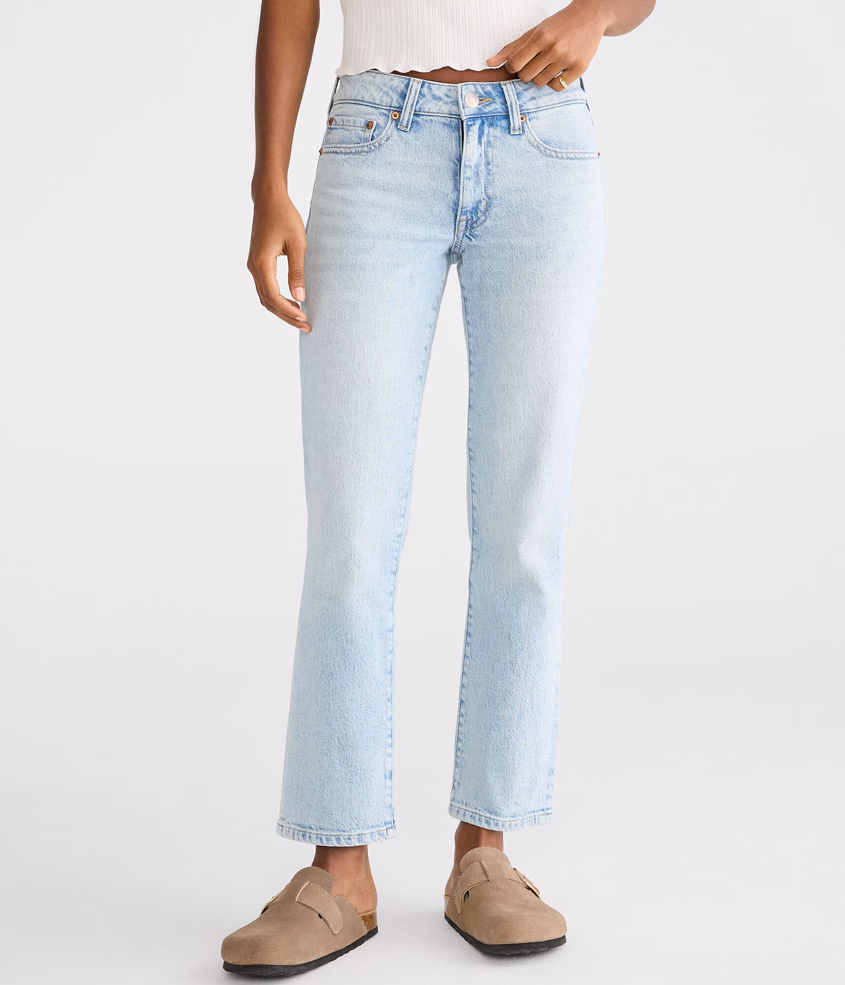 Mid-Rise Straight Ankle Jean light wash