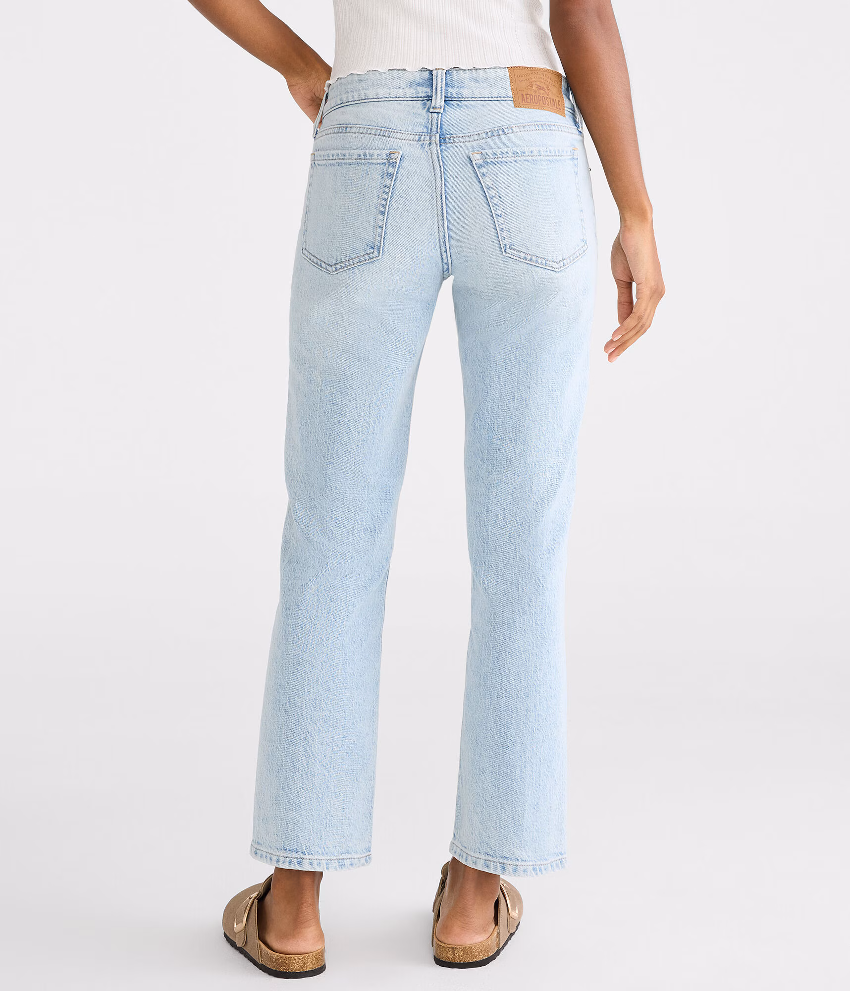 Mid-Rise Straight Ankle Jean light wash
