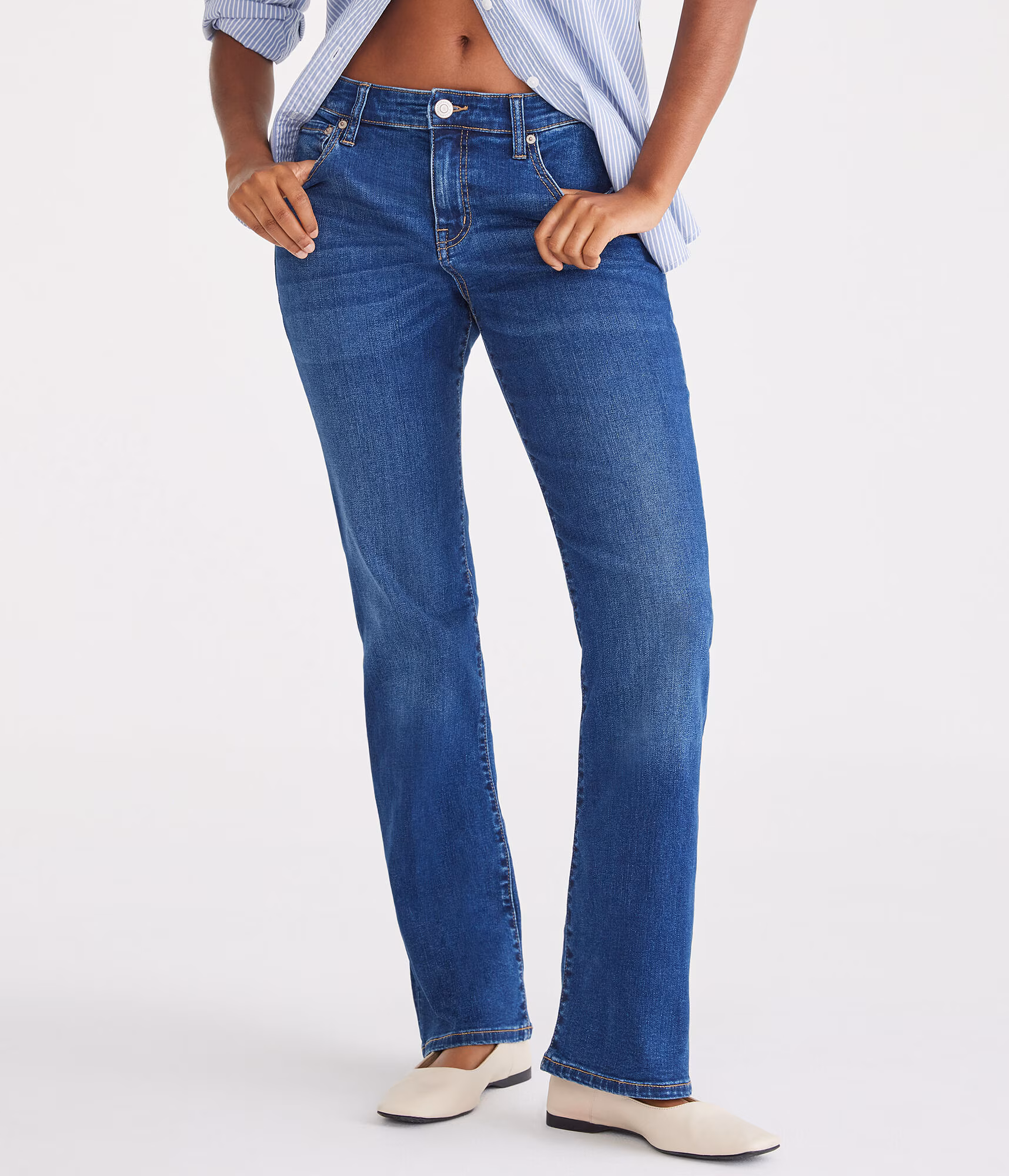 Curvy Mid-Rise Bootcut Jean dark wash