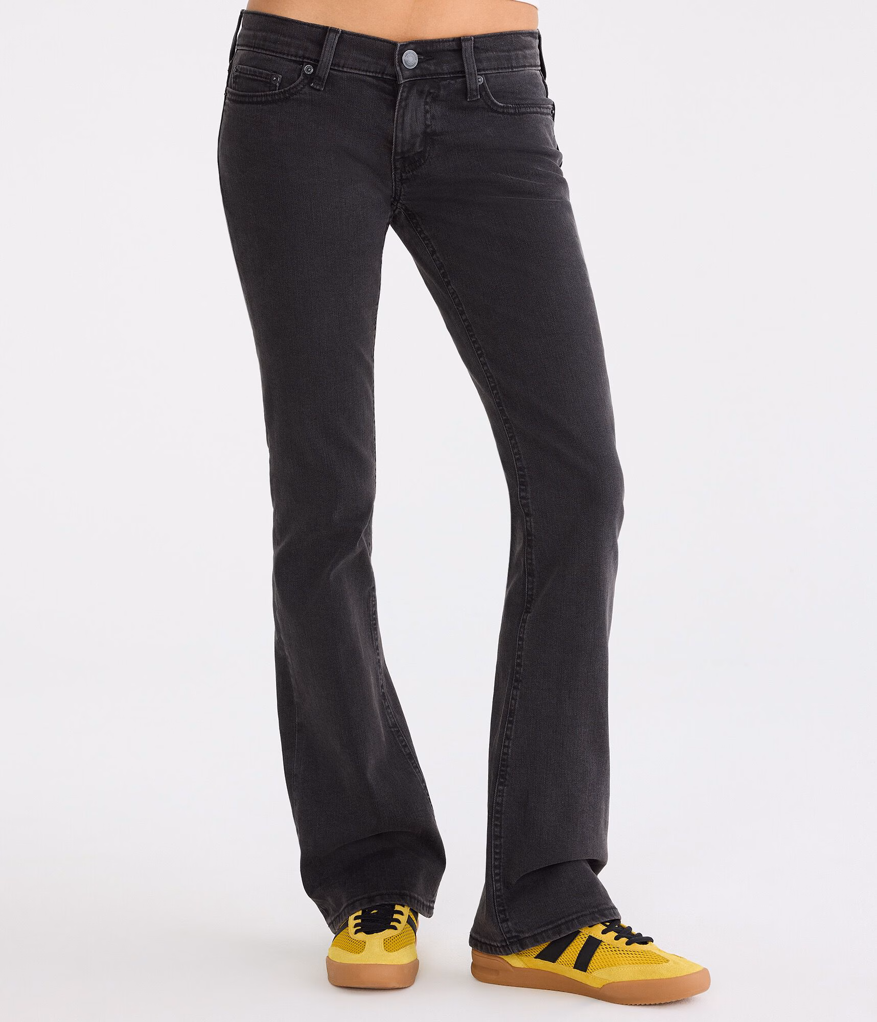 Super Low-Rise Bootcut Jean washed black