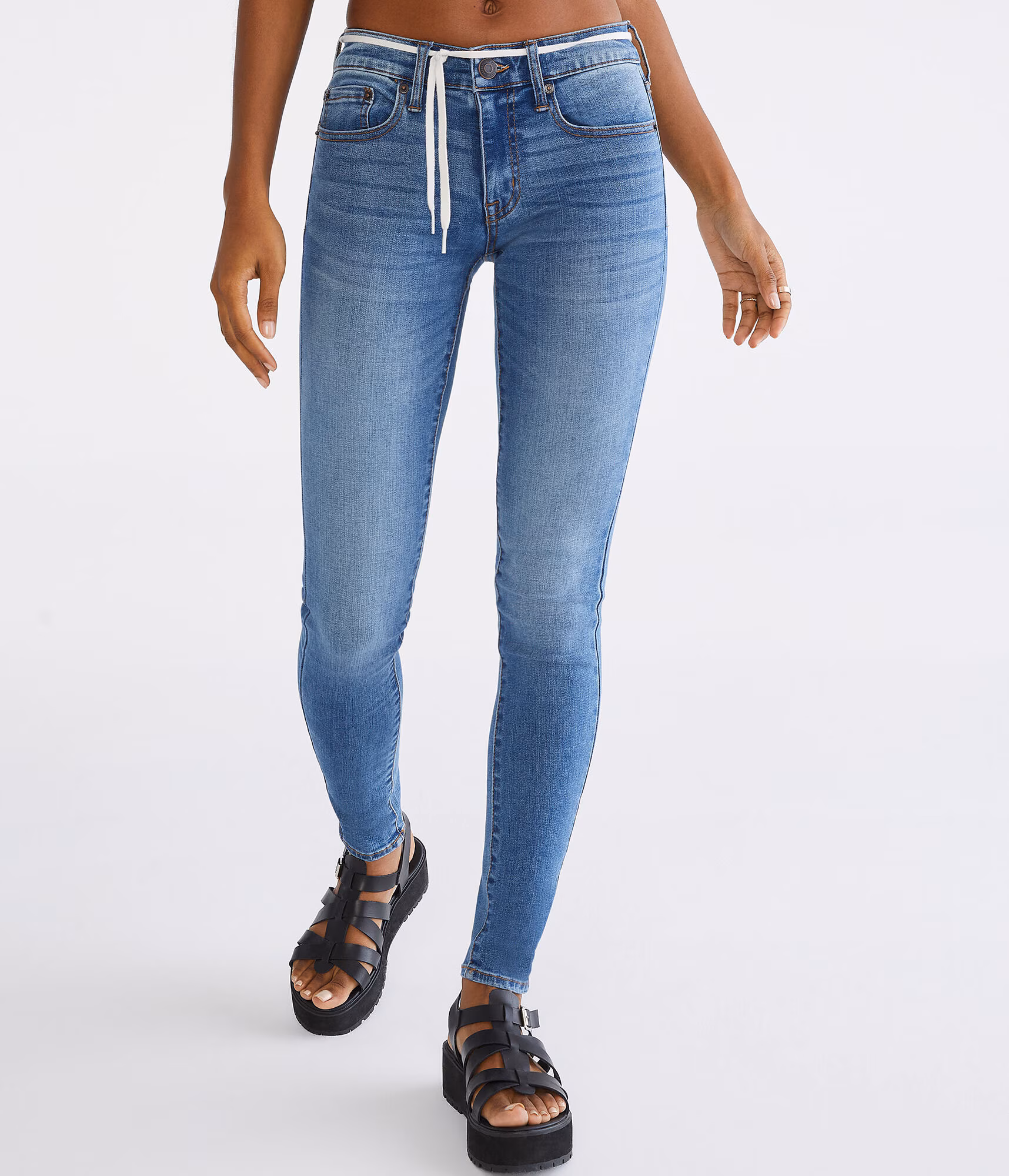 Premium Seriously Stretchy Low-Rise Jegging medium wash