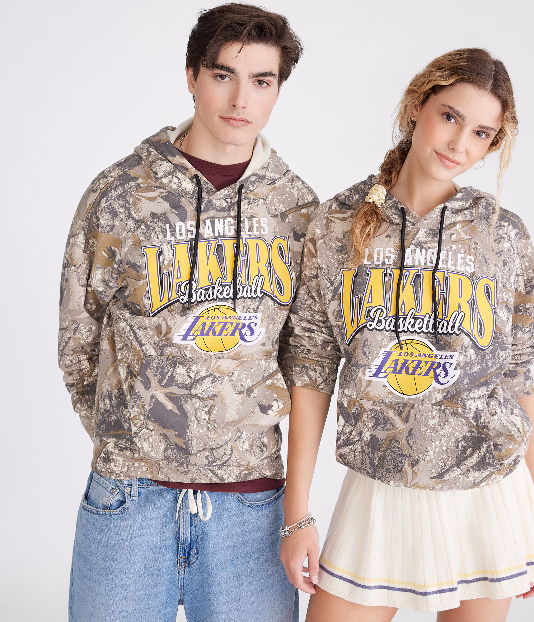 Los Angeles Lakers Camo Pullover Hoodie garland