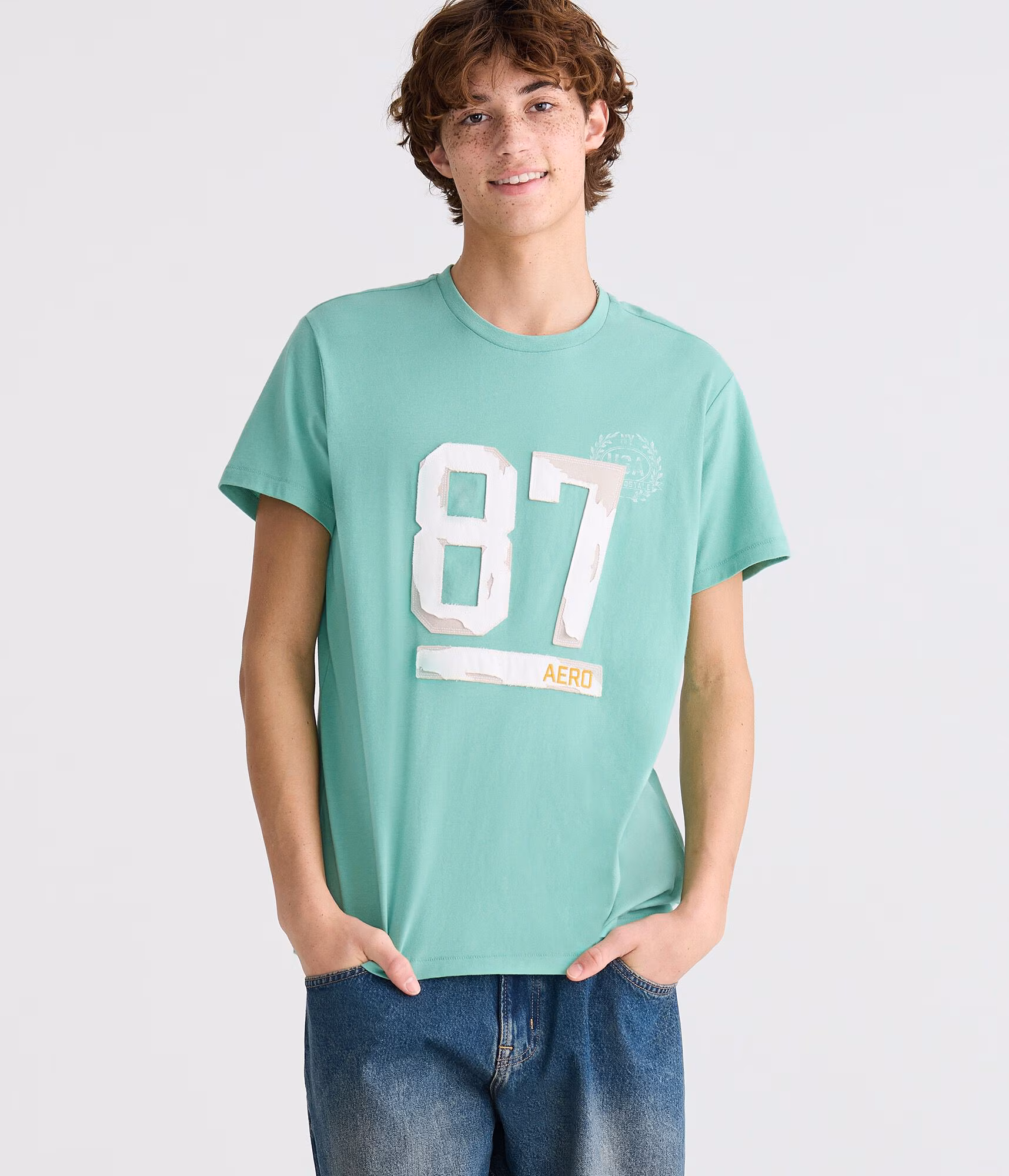 Aero Oversized 87 Appliqué Graphic Tee hedge green