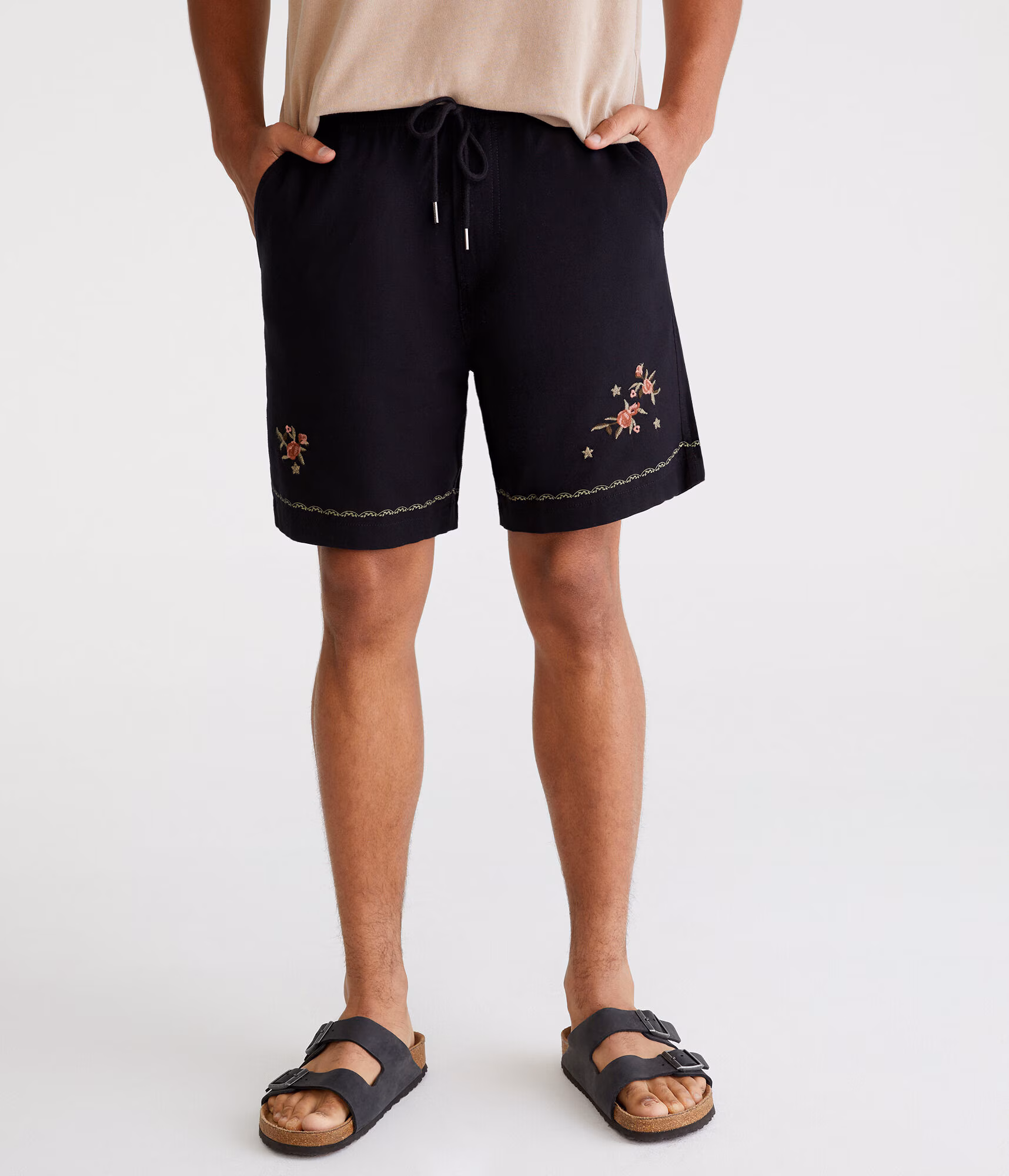 Embroidered Floral Linen Shorts 7" black fox