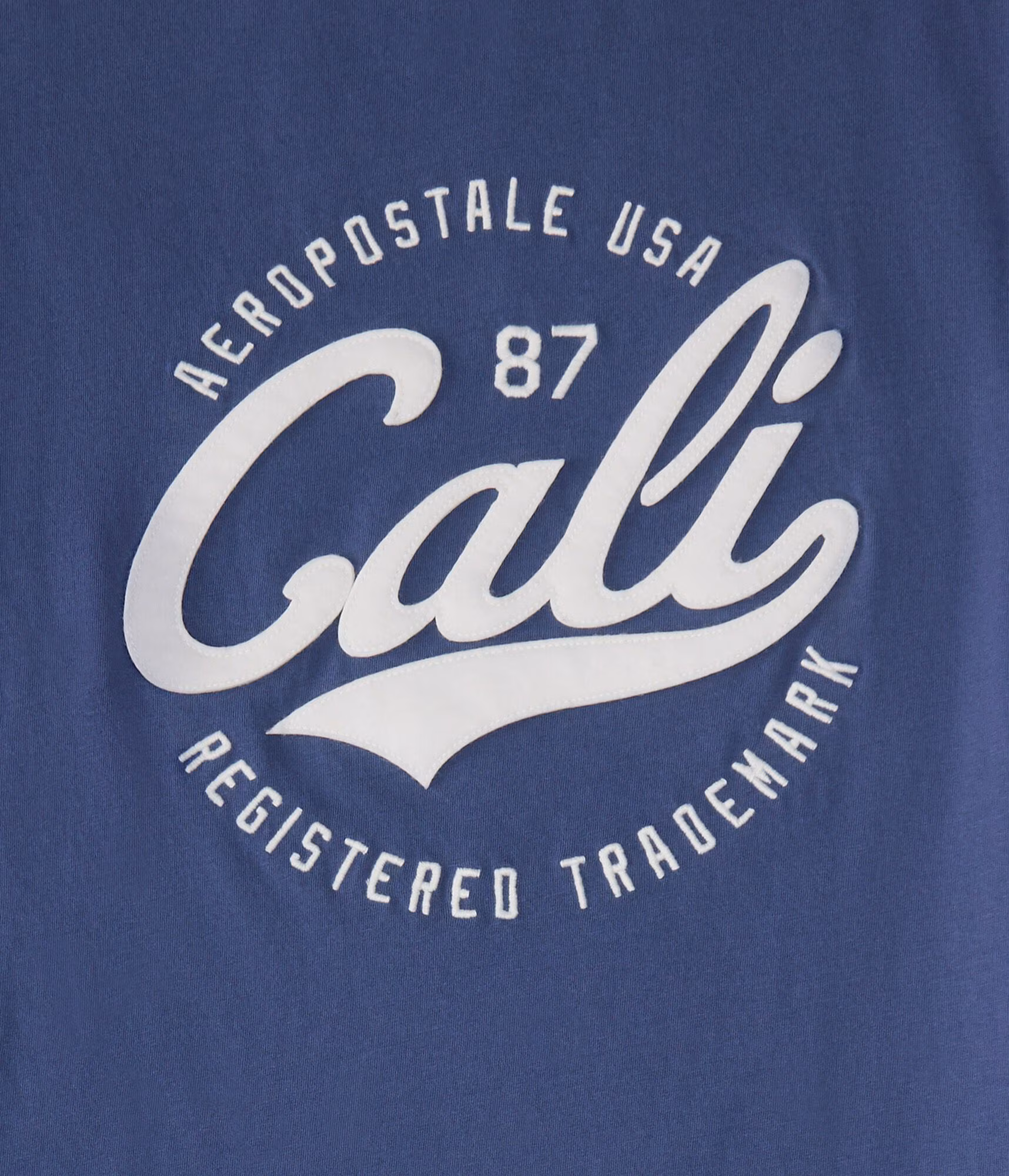 Aeropostale Cali Circle Appliqué Graphic Tee inidigo blue
